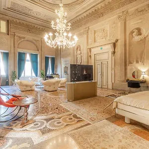 Corte Realdi - Palazzo Camozzini Hotel Verona